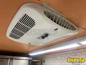 1995 P30 Bakery Food Truck Fire Extinguisher North Carolina Gas Engine for Sale