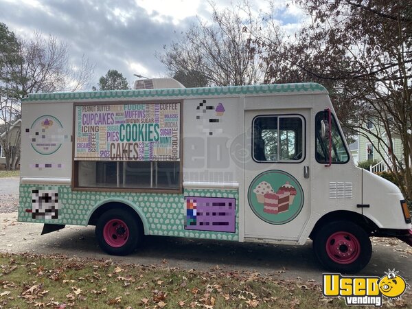 1995 P30 Bakery Food Truck North Carolina Gas Engine for Sale