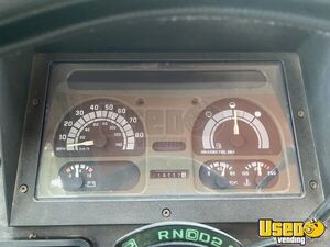 1995 P30 Bakery Food Truck Transmission - Automatic North Carolina Gas Engine for Sale