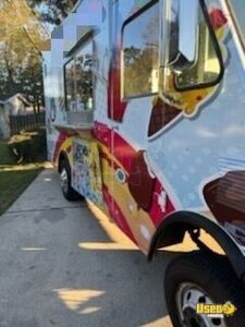 1995 P30 Ice Cream And Shaved Ice Truck Snowball Truck Slide-top Cooler Florida Diesel Engine for Sale