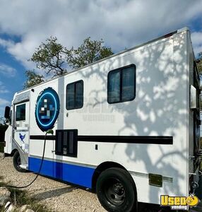 1995 P30 Ice Cream Truck Air Conditioning Texas Diesel Engine for Sale