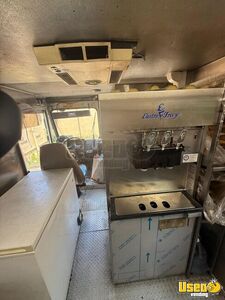 1995 P30 Ice Cream Truck Backup Camera New York Diesel Engine for Sale
