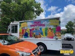 1995 P30 Ice Cream Truck Concession Window Virginia Gas Engine for Sale