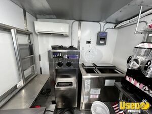 1995 P30 Ice Cream Truck Diamond Plated Aluminum Flooring Montana Diesel Engine for Sale