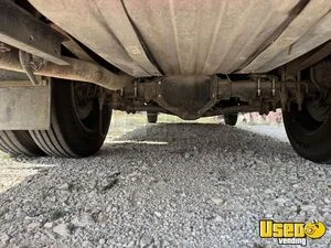 1995 P30 Ice Cream Truck Gray Water Tank Texas Diesel Engine for Sale