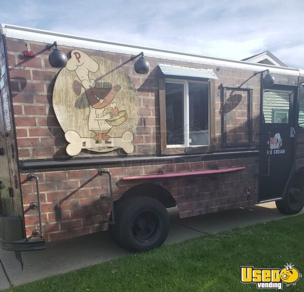 1995 P30 Ice Cream Truck Ice Cream Truck Wisconsin for Sale