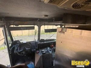 1995 P30 Ice Cream Truck Stainless Steel Wall Covers New York Diesel Engine for Sale