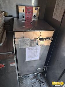 1995 P30 Kitchen Food Truck All-purpose Food Truck Bbq Smoker Wyoming Diesel Engine for Sale
