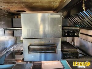 1995 P30 Pizza Food Truck Exterior Customer Counter Oregon Gas Engine for Sale