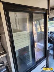 1995 P30 Pizza Food Truck Reach-in Upright Cooler Oregon Gas Engine for Sale