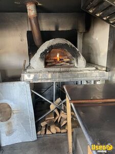 1995 P30 Pizza Truck Pizza Food Truck Diamond Plated Aluminum Flooring New Jersey for Sale