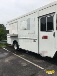1995 P30 Step Van All-purpose Food Truck Cabinets Missouri Gas Engine for Sale