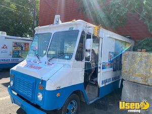 1995 P30 Step Van Ice Cream Truck Ice Cream Truck Concession Window New York for Sale