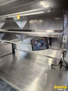 1995 P30 Step Van Kitchen Food Truck All-purpose Food Truck Electrical Outlets Florida Gas Engine for Sale