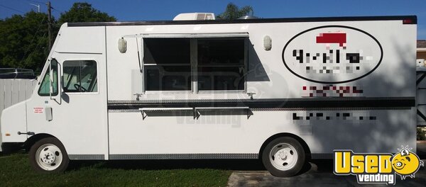 1995 P30 Step Van Kitchen Food Truck All-purpose Food Truck Florida Diesel Engine for Sale