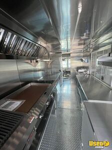1995 P30 Step Van Kitchen Food Truck All-purpose Food Truck Stainless Steel Wall Covers Florida for Sale
