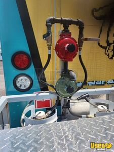 1995 P30 Step Van Kitchen Food Truck All-purpose Food Truck Transmission - Automatic Florida Gas Engine for Sale