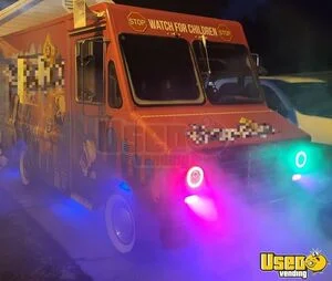 1995 P32 Ice Cream Truck Hot Water Heater Florida Gas Engine for Sale