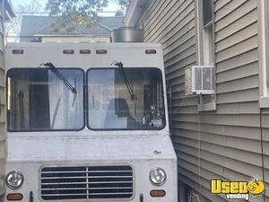 1995 P3500 All-purpose Food Truck Refrigerator California Gas Engine for Sale