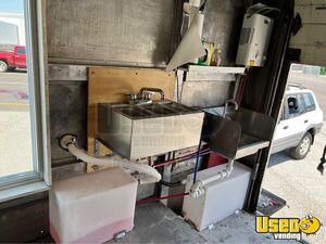 1995 P3500 Step Van Kitchen Food Truck All-purpose Food Truck Exterior Lighting Delaware Gas Engine for Sale