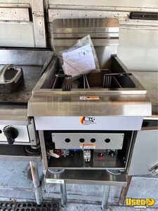 1995 P3500 Step Van Kitchen Food Truck All-purpose Food Truck Flatgrill Delaware Gas Engine for Sale