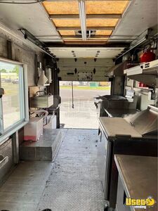 1995 P3500 Step Van Kitchen Food Truck All-purpose Food Truck Refrigerator Delaware Gas Engine for Sale