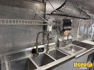 1995 P42 All-purpose Food Truck Upright Freezer Florida Gas Engine for Sale