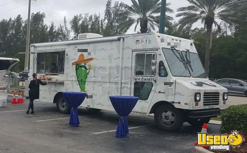 1995 P60 All-purpose Food Truck Florida Diesel Engine for Sale