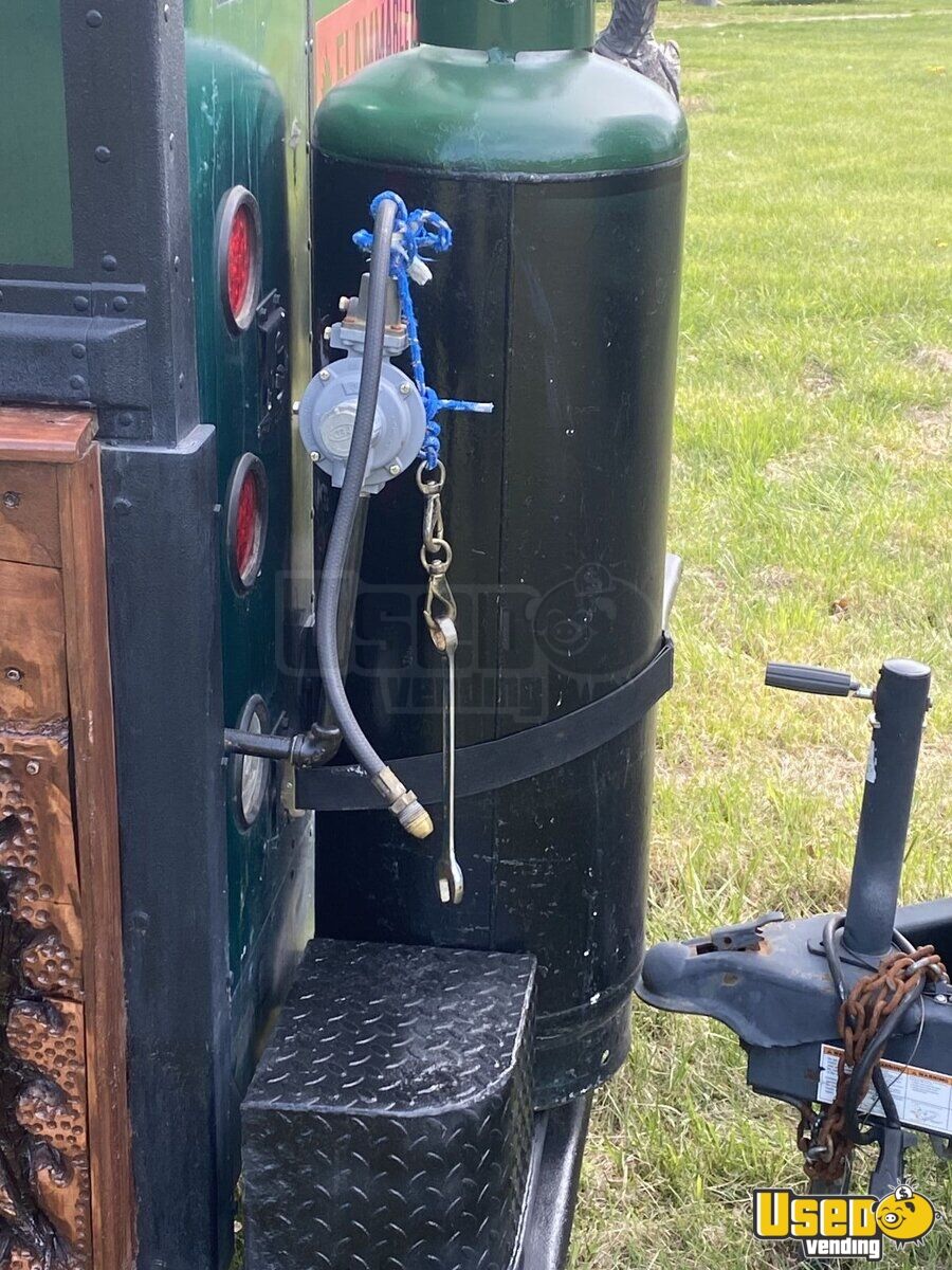 CUSTOM 25' Diesel Chevrolet Fully Loaded Kitchen Food Truck