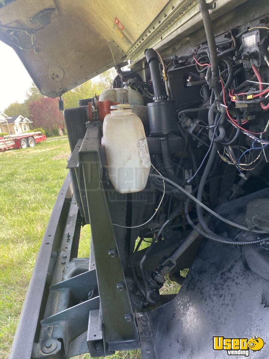 CUSTOM 25' Diesel Chevrolet Fully Loaded Kitchen Food Truck