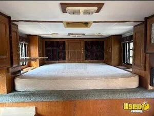 1995 Sundowner 1995 4 Horse Trailer With Living Quarters 4-horse Lq Trailer 4 Ohio for Sale