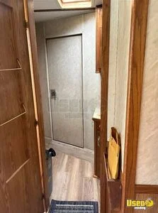 1995 Sundowner 1995 4 Horse Trailer With Living Quarters 4-horse Lq Trailer 8 Ohio for Sale