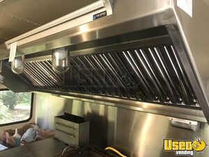 1995 Thomas School Bus Kitchen Food Truck All-purpose Food Truck Shore Power Cord Florida Diesel Engine for Sale
