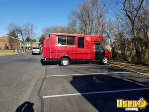 1995 Vandura Kitchen Food Truck All-purpose Food Truck Air Conditioning New Jersey Gas Engine for Sale
