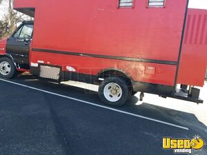 1995 Vandura Kitchen Food Truck All-purpose Food Truck Shore Power Cord New Jersey Gas Engine for Sale