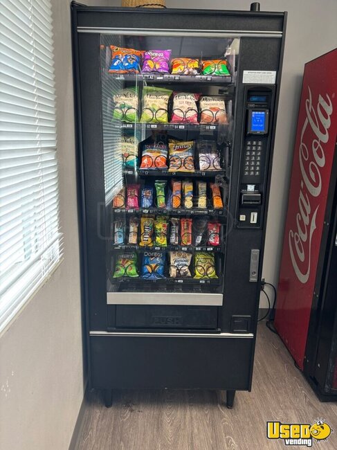 1996 158 Crane National Snack Machine California for Sale