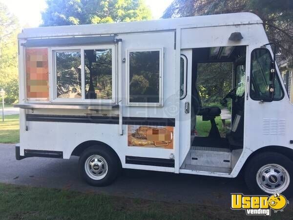 1996 Aluminum Kitchen Food Truck All-purpose Food Truck New York Gas Engine for Sale