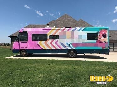 1996 Brave Mobile Boutique Oklahoma Gas Engine for Sale