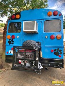 1996 Bus Pet Care / Veterinary Truck Floor Drains Texas Diesel Engine for Sale