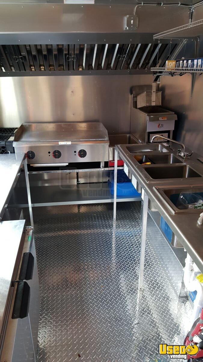 1996 Chevy All-purpose Food Truck Removable Trailer Hitch Illinois Gas Engine for Sale - 3