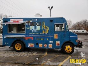 1996 Customized Kitchen Food Truck All-purpose Food Truck Propane Tank Missouri Diesel Engine for Sale