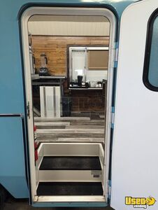 1996 E350 Coffee & Beverage Truck Ice Bin Missouri Diesel Engine for Sale