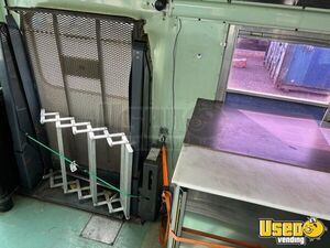 1996 Food Bus All-purpose Food Truck Oven British Columbia Diesel Engine for Sale