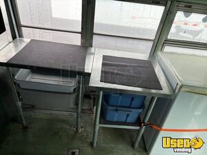 1996 Food Bus All-purpose Food Truck Prep Station Cooler British Columbia Diesel Engine for Sale