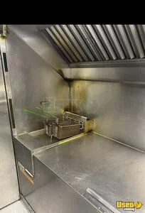 1996 Food Truck All-purpose Food Truck Diamond Plated Aluminum Flooring California Gas Engine for Sale