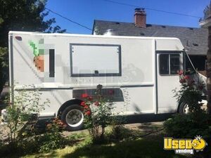 1996 Friegtliner/mwc All-purpose Food Truck Oregon Diesel Engine for Sale