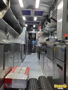 1996 Grumman All-purpose Food Truck Diamond Plated Aluminum Flooring Nevada Gas Engine for Sale