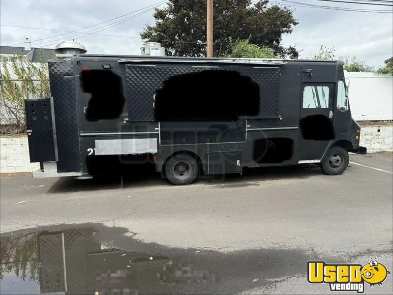1996 Grumman Olsen Pizza Food Truck Pennsylvania Gas Engine for Sale