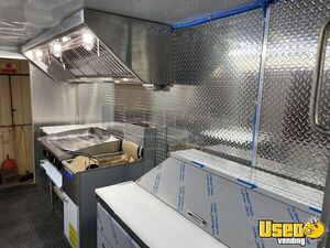1996 Grumman Olson Step Van Kitchen Food Truck All-purpose Food Truck Deep Freezer Indiana Diesel Engine for Sale