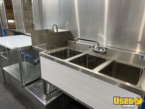 1996 Grumman Olson Step Van Kitchen Food Truck All-purpose Food Truck Fryer Indiana Diesel Engine for Sale